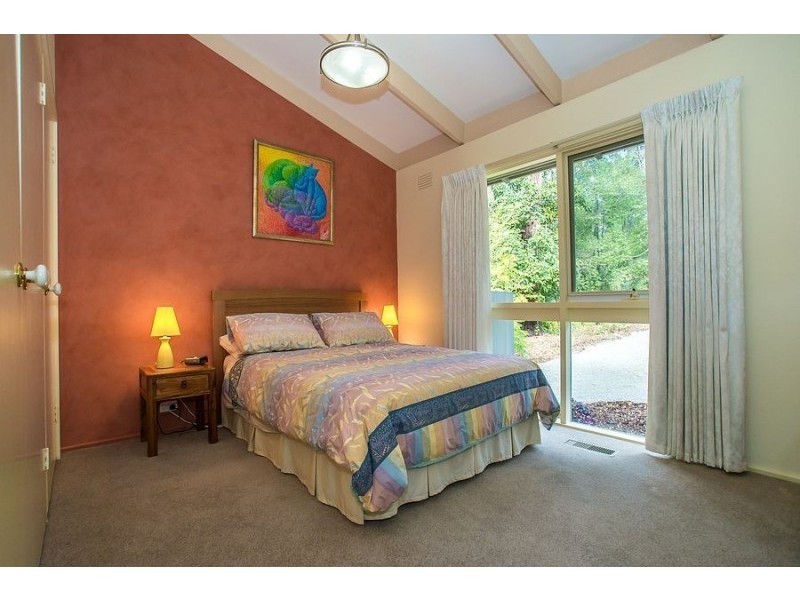 23 Heath Road, Belgrave Heights VIC 3160