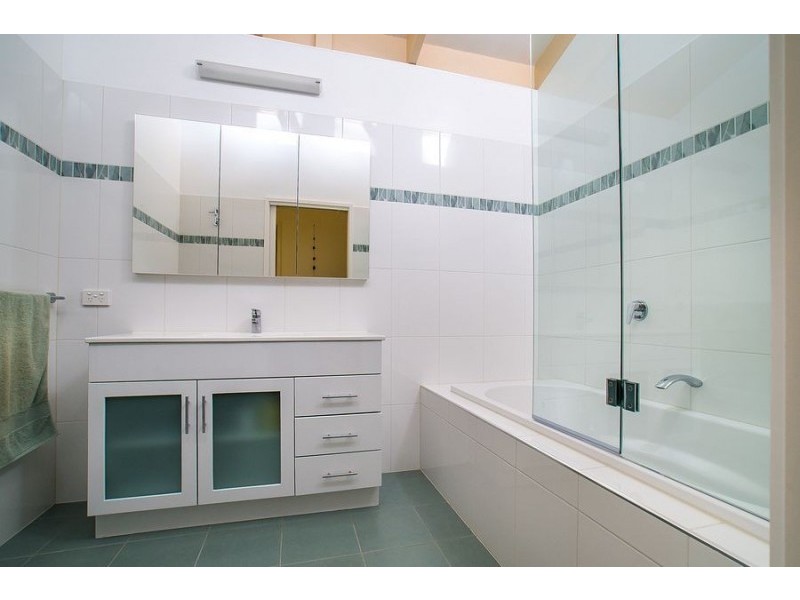 23 Heath Road, Belgrave Heights VIC 3160