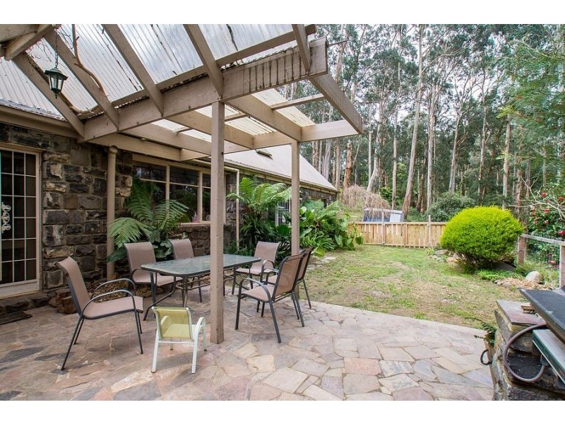 13 Grandview Grove, Menzies Creek VIC 3159