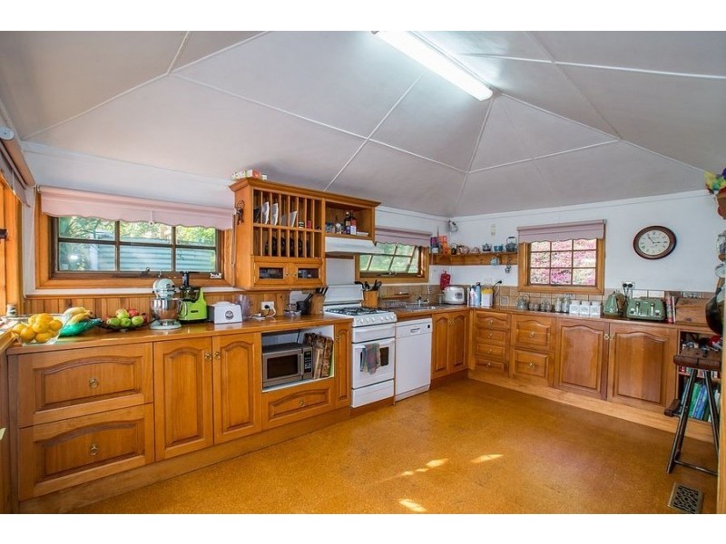 4 Rose Street, Tecoma VIC 3160