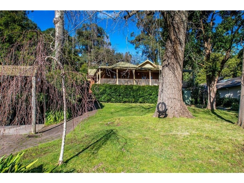 4 Rose Street, Tecoma VIC 3160