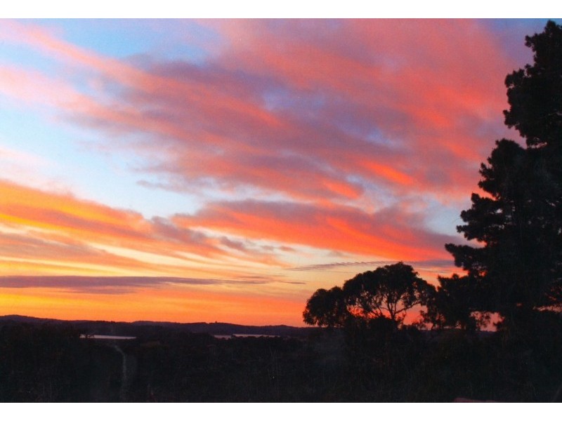 11 Deviation Road, Belgrave South VIC 3160