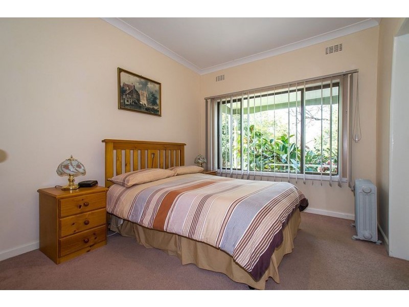 11 Deviation Road, Belgrave South VIC 3160