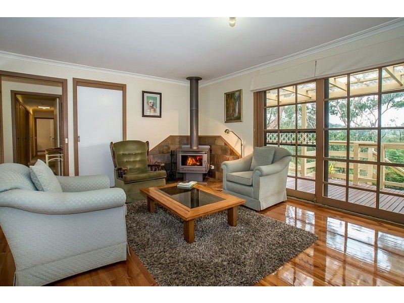 10 Maple Avenue, Belgrave VIC 3160