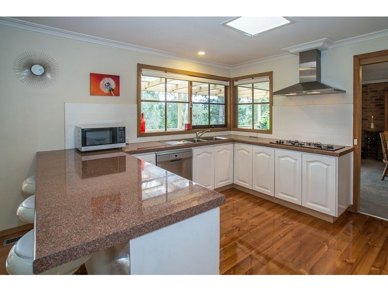 10 Maple Avenue, Belgrave VIC 3160