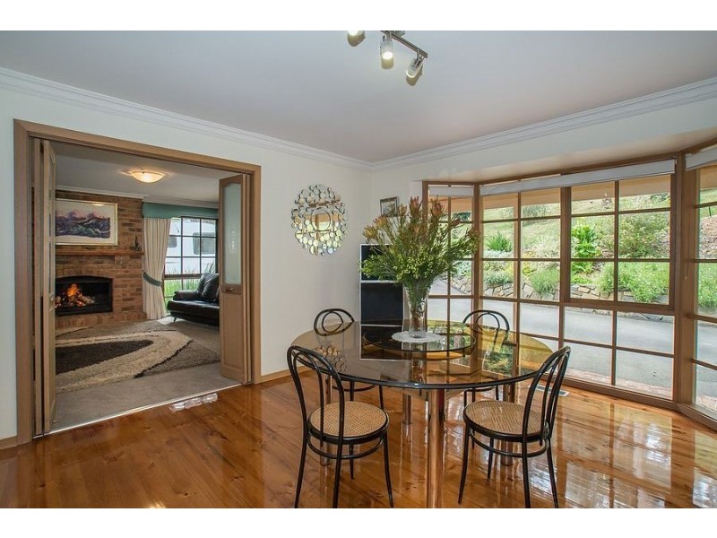 10 Maple Avenue, Belgrave VIC 3160