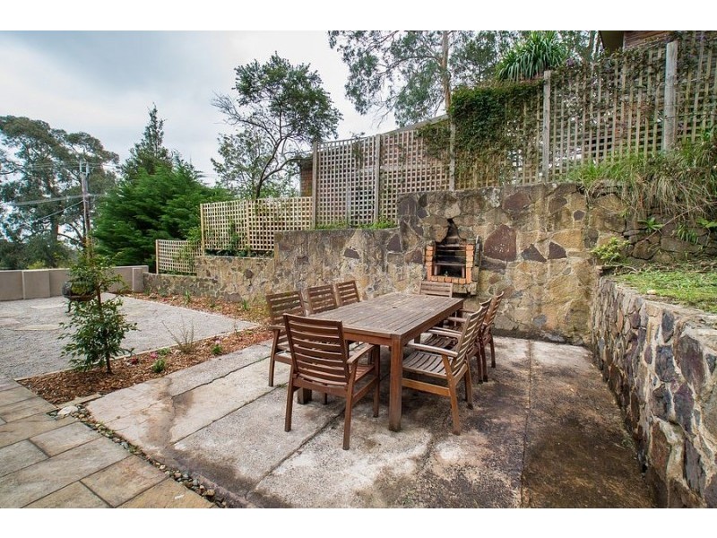 17 Kemp Street, Upwey VIC 3158