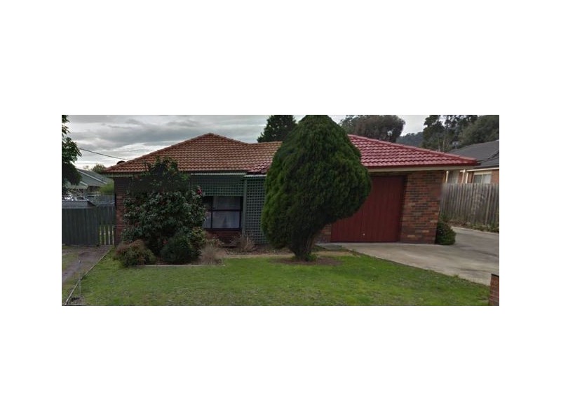 1/3 Bowen Street, Ferntree Gully VIC 3156