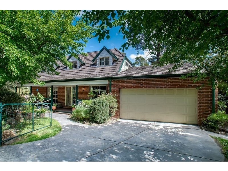 33 Mast Gully Road, Upwey VIC 3158