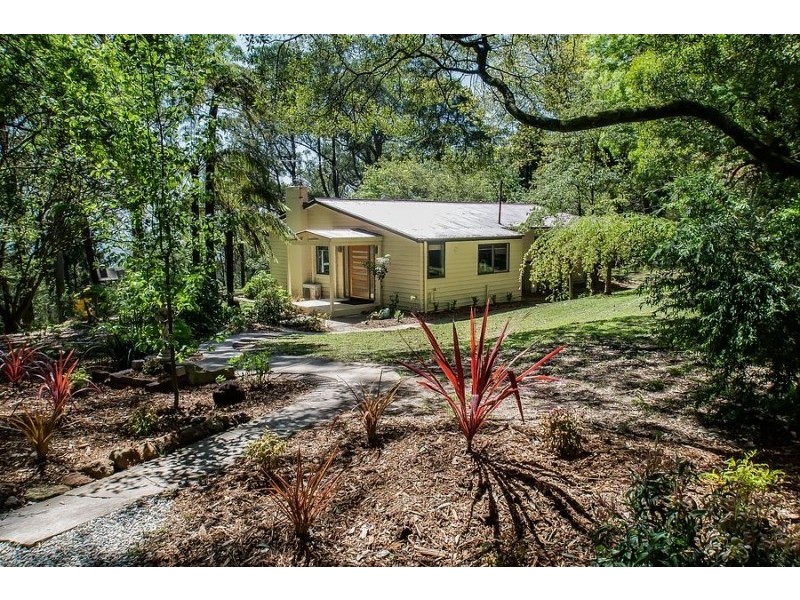 5 Ridge Road, Kallista VIC 3791