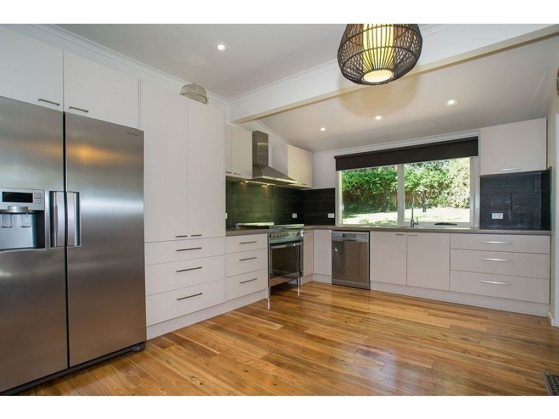 5 Ridge Road, Kallista VIC 3791