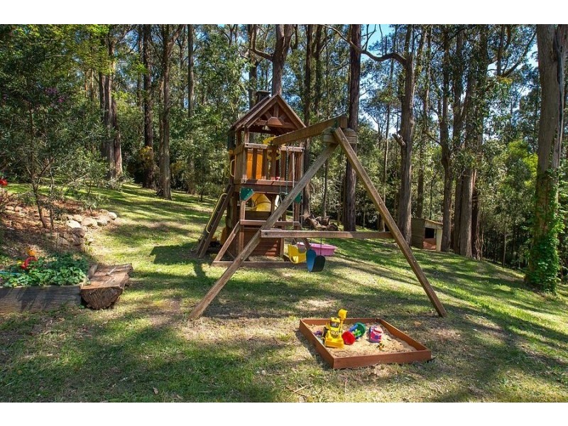 5 Ridge Road, Kallista VIC 3791