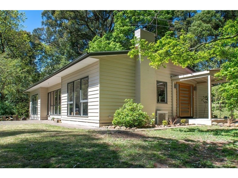 5 Ridge Road, Kallista VIC 3791