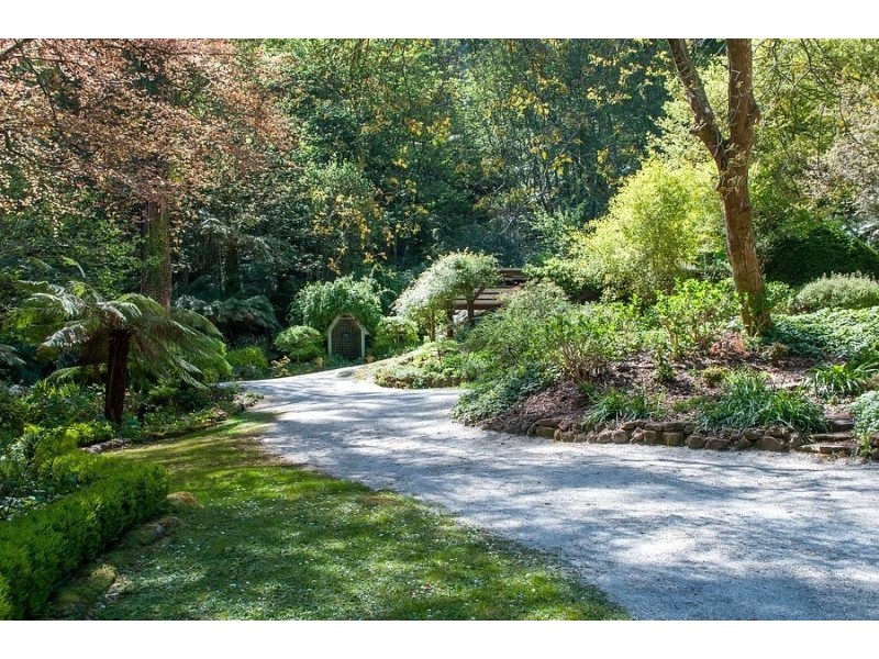 63 The Crescent, Sassafras VIC 3787