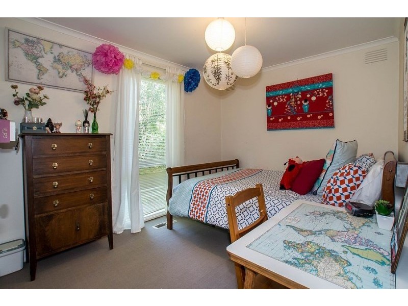 2 Thomas Street, Selby VIC 3159