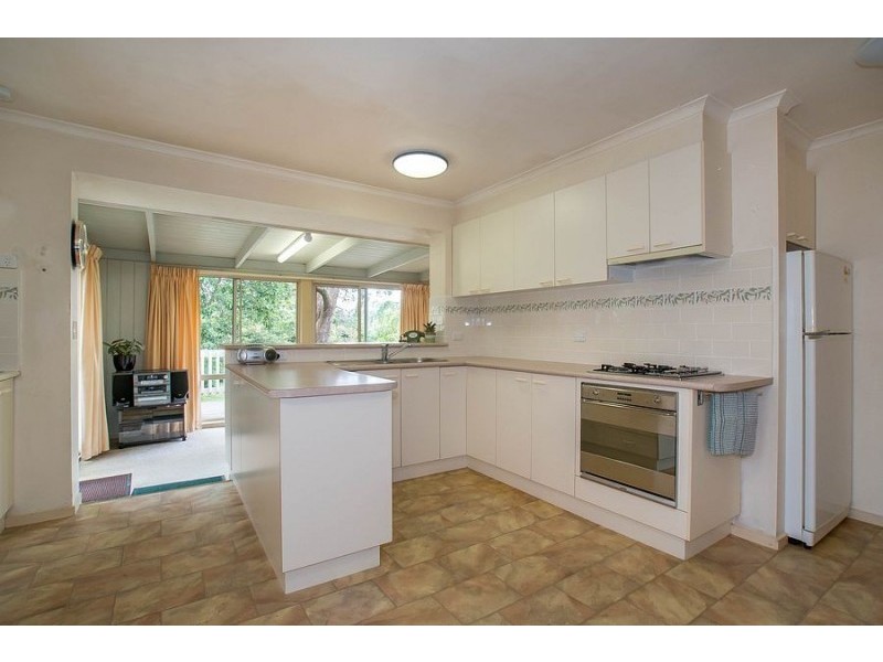 14 Cambridge Street, Belgrave South VIC 3160