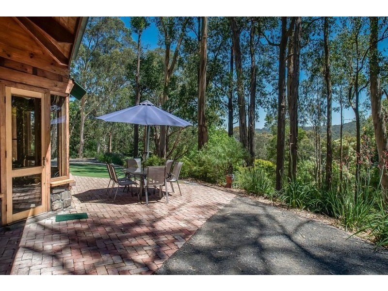 1 Vosges Street, Selby VIC 3159