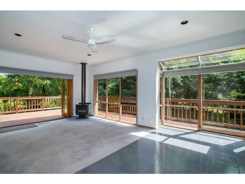 23 Gordon Avenue, Tecoma VIC 3160