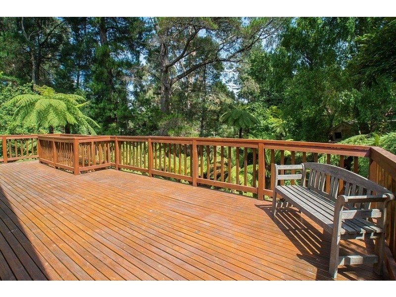 23 Gordon Avenue, Tecoma VIC 3160