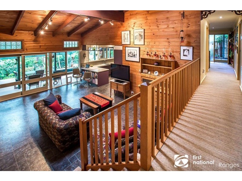 13 Creekbank Street, Upwey VIC 3158