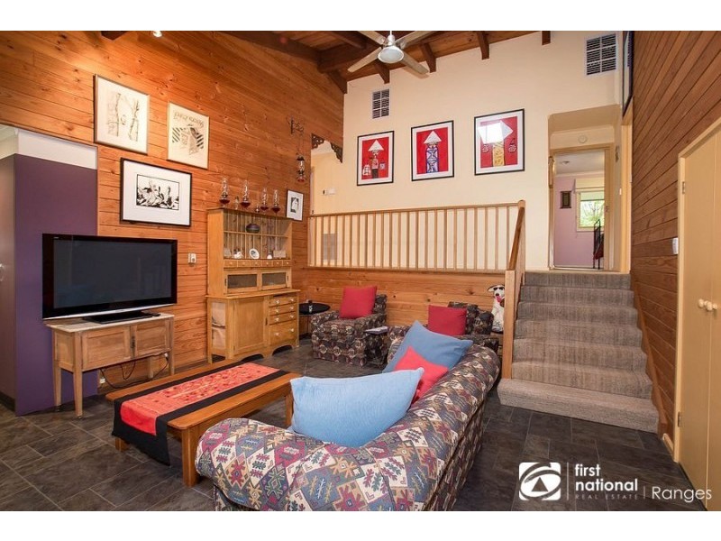 13 Creekbank Street, Upwey VIC 3158