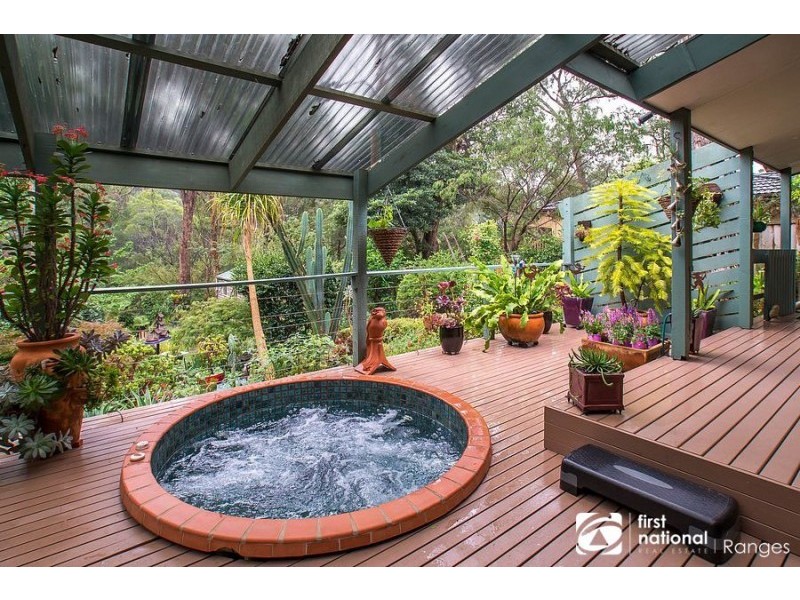 13 Creekbank Street, Upwey VIC 3158