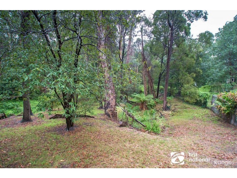 13 Creekbank Street, Upwey VIC 3158