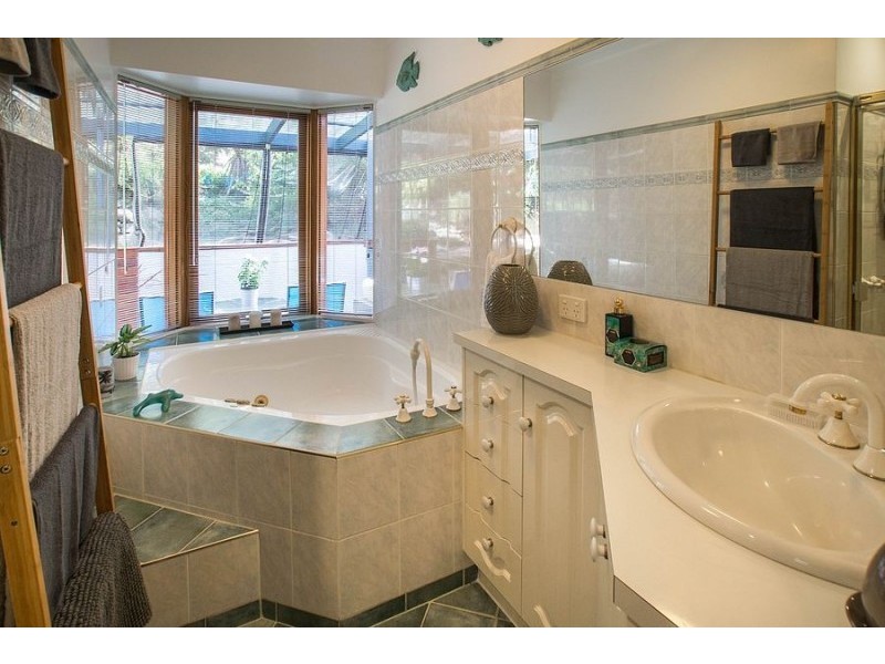 11 Bennett Avenue, Belgrave VIC 3160