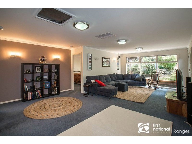 4 Weldon Grove, Upwey VIC 3158