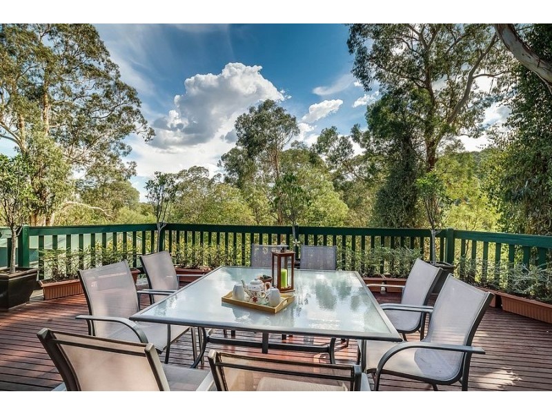 16 Anderson Road, Tecoma VIC 3160