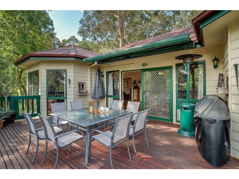 16 Anderson Road, Tecoma VIC 3160