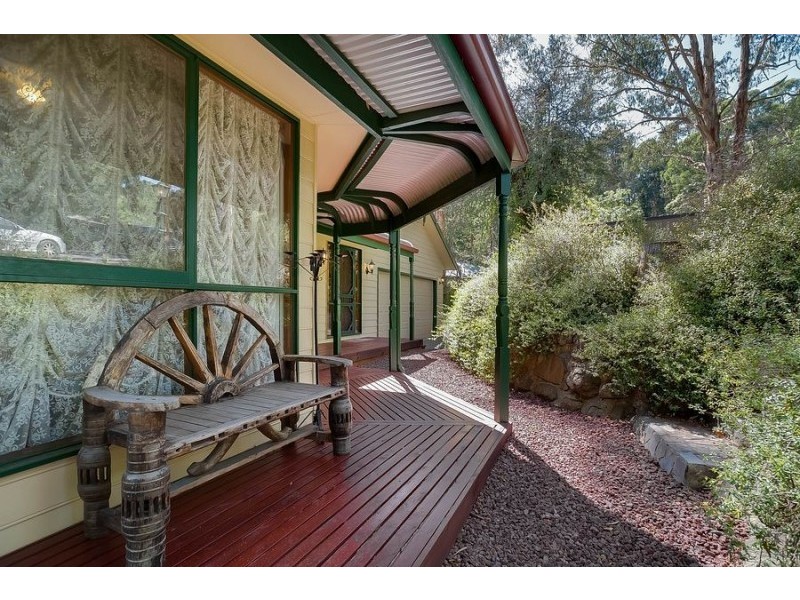 16 Anderson Road, Tecoma VIC 3160