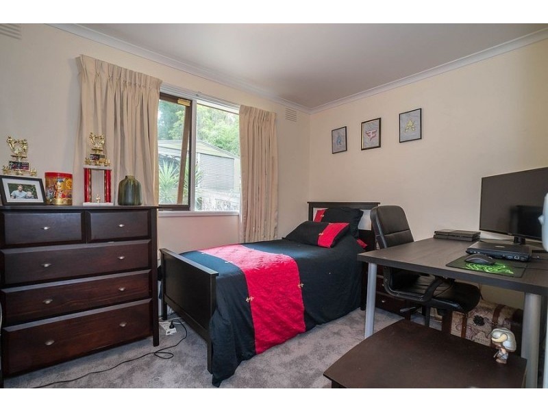 55 Temple Road, Selby VIC 3159