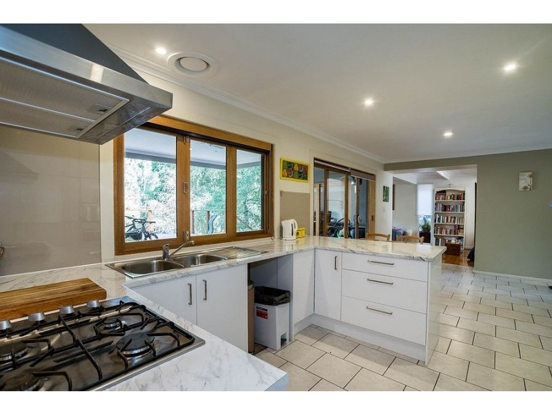 54 Leonard Street, Upwey VIC 3158