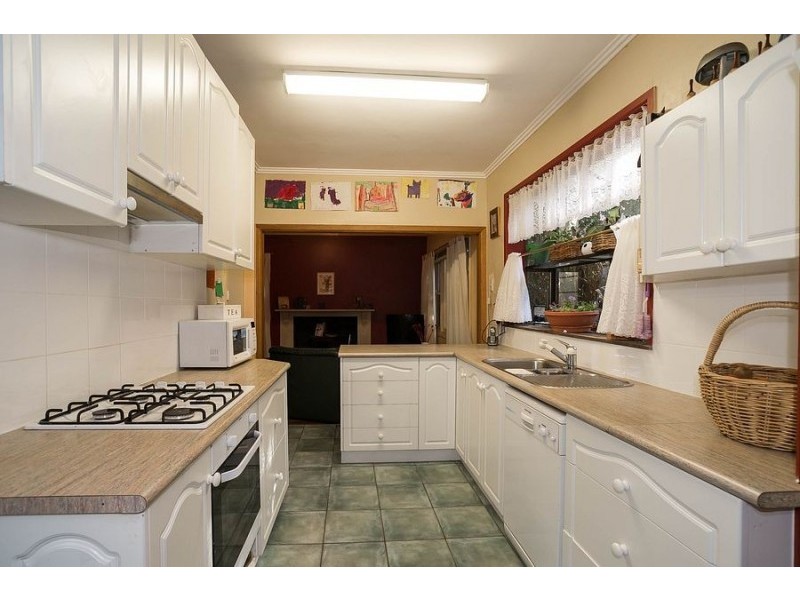 30 Sandells Road, Tecoma VIC 3160