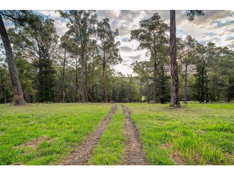 10-12 Clematis Park Road, Clematis VIC 3782