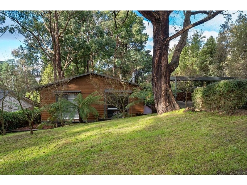 92 Moores Road, Monbulk VIC 3793