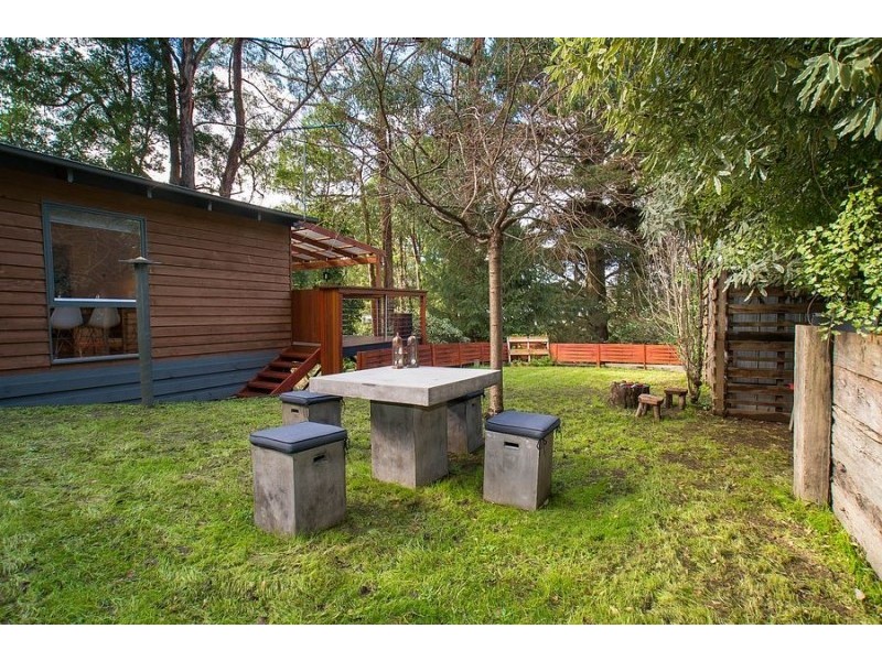 92 Moores Road, Monbulk VIC 3793