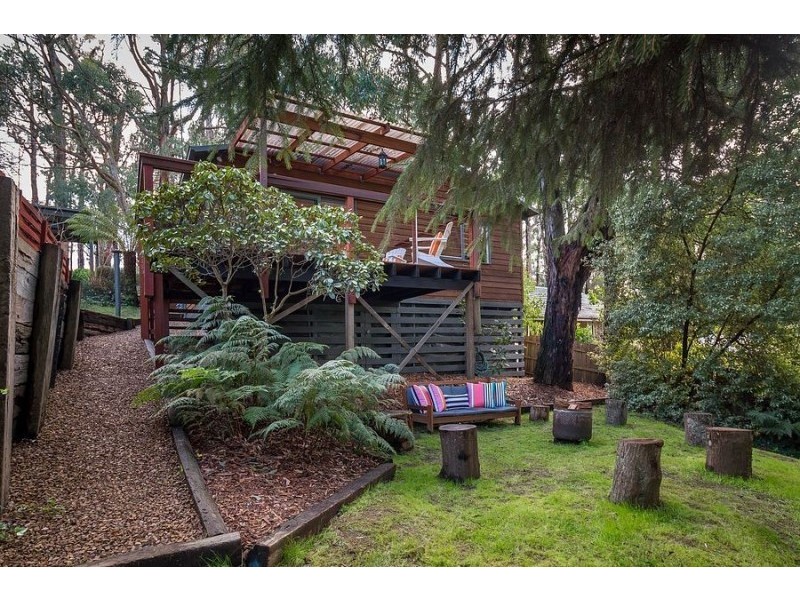 92 Moores Road, Monbulk VIC 3793