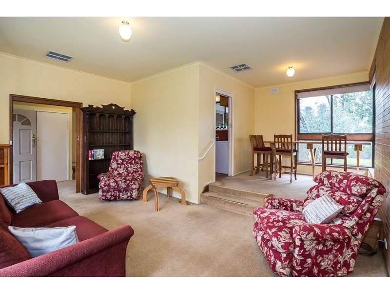 55 Finmere Crescent, Upper Ferntree Gully VIC 3156