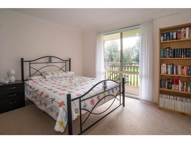 55 Finmere Crescent, Upper Ferntree Gully VIC 3156