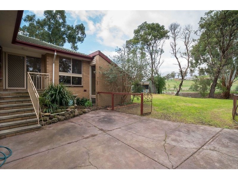55 Finmere Crescent, Upper Ferntree Gully VIC 3156