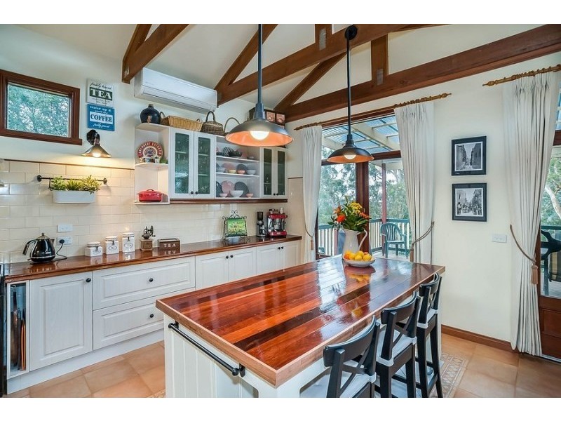 64 Ferguson Street, Upwey VIC 3158