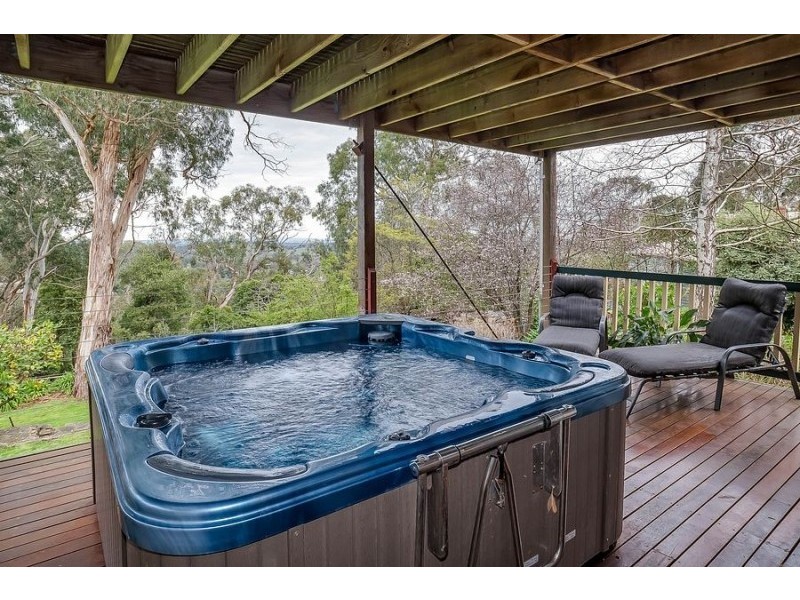 64 Ferguson Street, Upwey VIC 3158