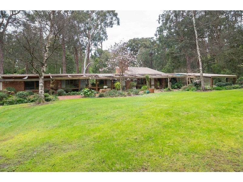 72 Bolton Road, Selby VIC 3159