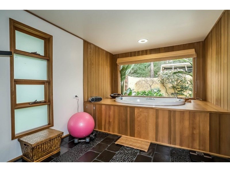 72 Bolton Road, Selby VIC 3159