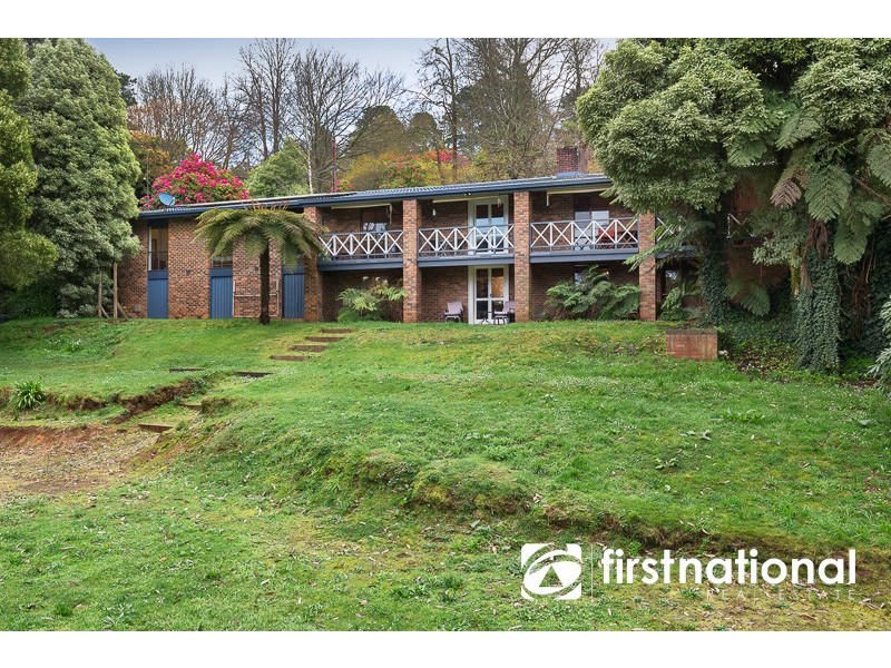 11 Sycamore Avenue, Emerald VIC 3782