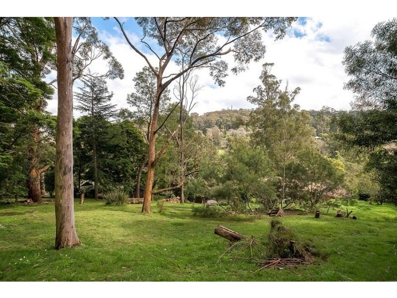 15 Glen Harrow Heights Road, Belgrave VIC 3160