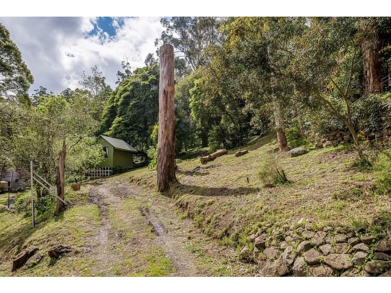 15 Glen Harrow Heights Road, Belgrave VIC 3160