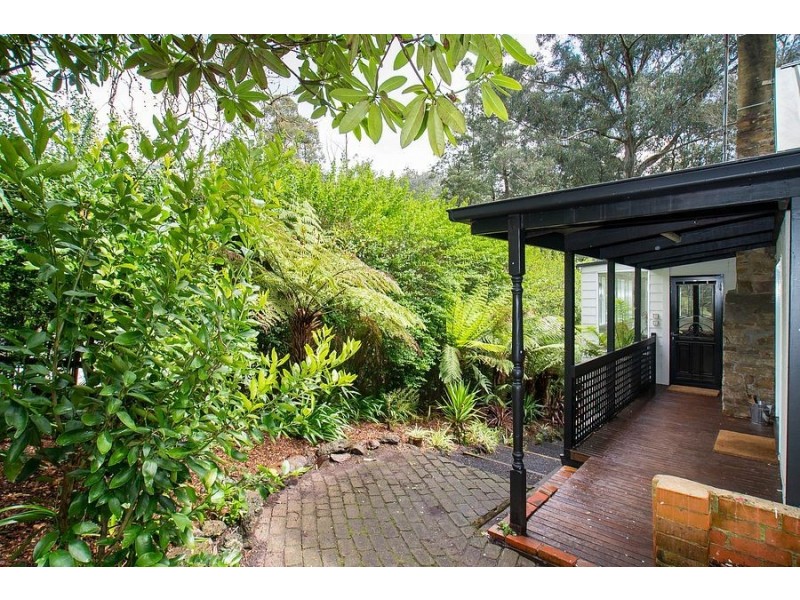 125 Monbulk Road, Kallista VIC 3791